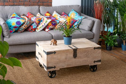 Mango Wood Chest Coffe Table on Wheels