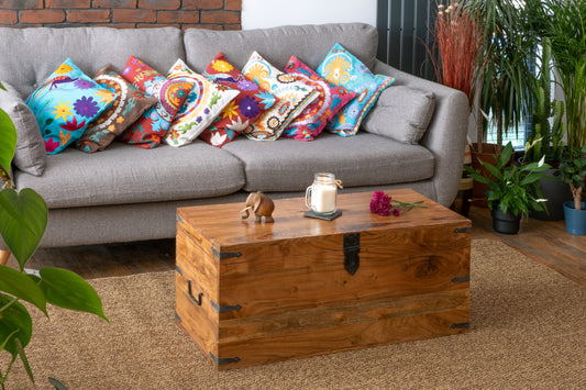 Classic Acacia wood Cube Coffee Table Trunk